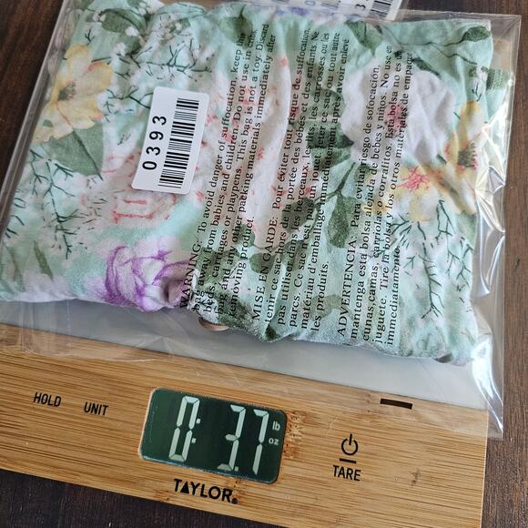 Posh Peanut 6-9m Erin Ruffled GUC Henley Romper Viscose Bamboo - Picture 8 of 8